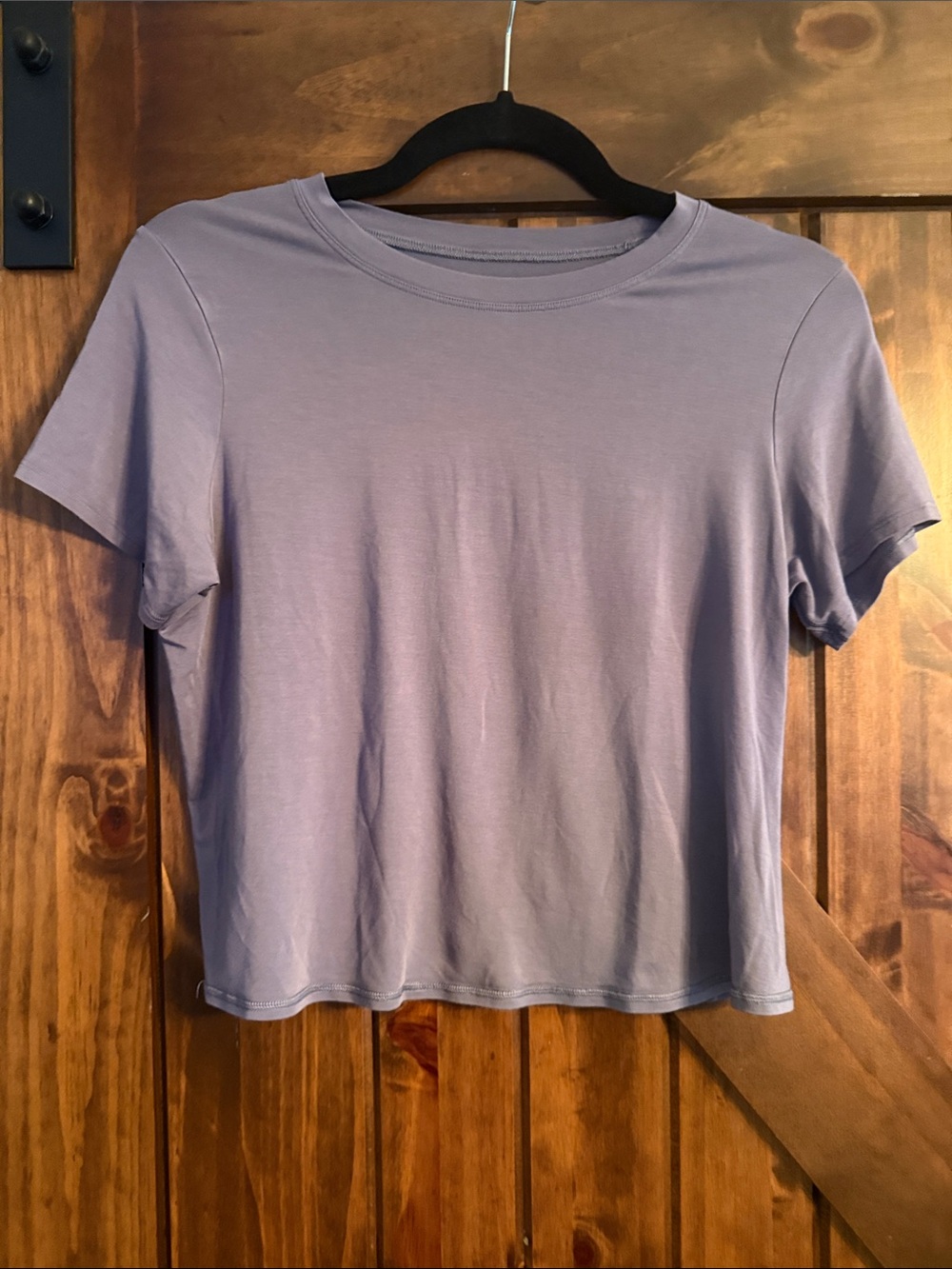 Lululemon  Lavender tee